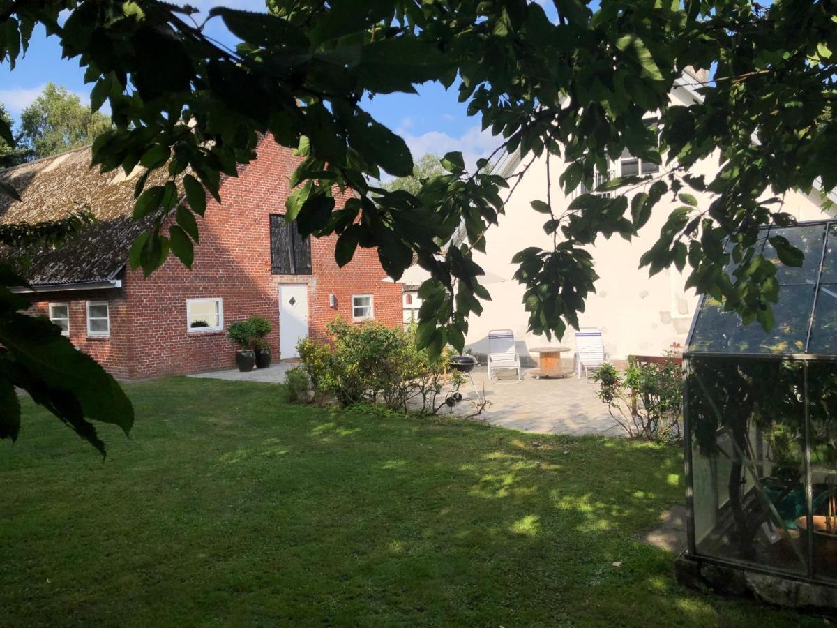 Solbjerg Skov B&B エクステリア 写真